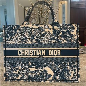 Like new inspired tote bag